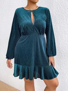 SHEIN Unity Plus Size Women's Lantern Sleeve Dress With Keyhole Neckline - Dark Green - View 4