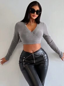 Zolique Women's Wrap Cropped Top - Grey - View 1