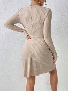 SHEIN Frenchy Quý cô Áo choàng mặt trước Xếp li Tay áo dài Đầm - Màu be - Xem 2