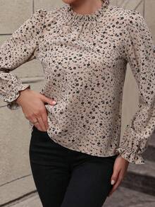 SHEIN LUNE Áo sơ mi dài tay cỡ lớn có in hoa và viền diềm xếp nếp - Nhiều màu - Xem 4