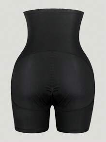 Short gainant taille haute