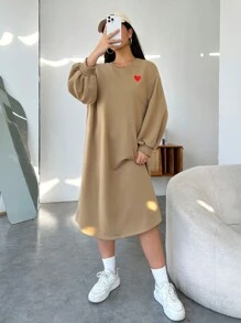SHEIN EZwear 女款大尺碼 Love 印花側開衩長運動衫 - 咖啡棕 - 查看 5