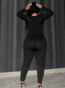 Slaydiva 大码优雅休闲纯色修身 U 领女式连体裤 - 黑色 - 查看 2