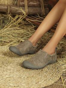 2023 年秋季舒适防滑女士平底鞋，带保暖内衬，适合室内和室外活动 - 駝色 - 查看 2