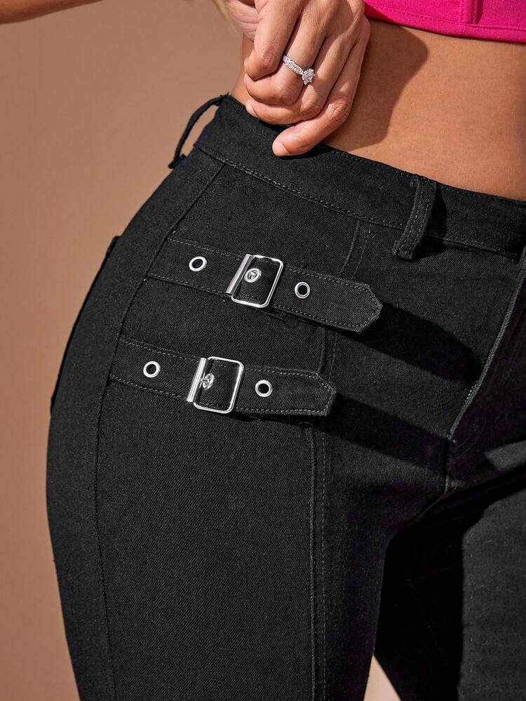 Women's Flared Jeans With Metallic Buckle