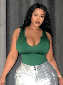 Slaydiva Plus Size Elegant & Party & Sexy Slim Fit Solid Green Sleeveless Bodysuit With Deep V-Neckline For Women, Spring/Summer - Green - View 1