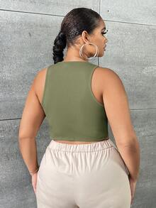 SHEIN SXY Plus Size Women's Solid Color Ribbed Tank Top With Patch Detail