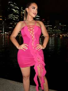 SHEIN SXY Ngày lễ tình nhân Quý cô Gợi cảm Xu hướng: Cắt giảm Crisscross Dây đeo Đầm Với Ruffle Và Để lộ ra Vòng eo , Màu hồng Đầm Mini - Màu Hồng Tươi - Xem 4