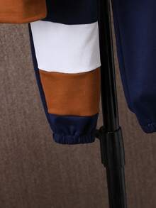 SHEIN 2件套裝 男童春秋時尚拼色連帽長袖連帽衫運動褲套裝 - 彩色 - 查看 5