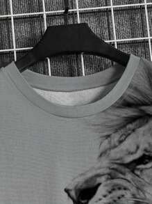 Manfinity LEGND 男款大尺碼獅子印花 T 卹 - 灰色 - 查看 3