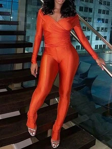 2 件套女式纯色 V 领褶皱修身拇指孔长袖上衣和裤子套装 - 橘色 - 查看 4