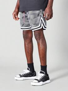 正面带图案的印花网眼短裤 - 黑色 - 查看 1