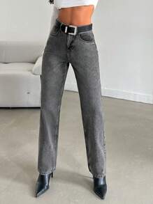 RueChic Gerade Jeans mit schräger Tasche - Hellgrau - Übersicht 3