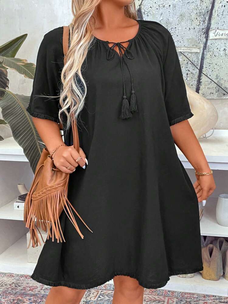 Women'S Plus Size Tassel Tie Neck Dress