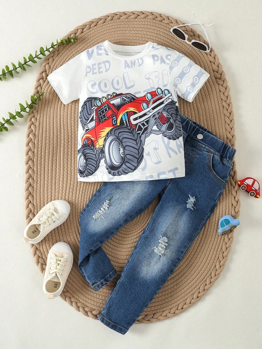 SHEIN 男童跑車和字母印花短袖t卹和破洞牛仔褲2入組套裝 - 彩色 - 查看 1