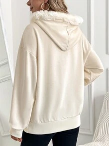 SHEIN 带球装饰的孕妇连帽衫，适合冬季