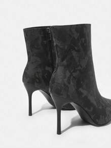 Women's Fashionable Black Pointed Toe Thin High Heeled Boots
