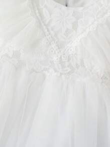 SHEIN Niñitas Vestido ribete con fruncido con encaje - Blanco - Ver 6
