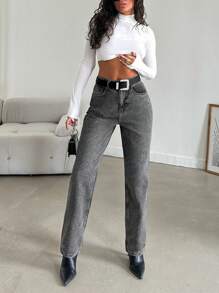 RueChic Gerade Jeans mit schräger Tasche - Hellgrau - Übersicht 4