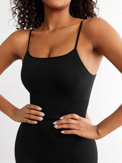 Ocili Tops de mujer negros sólidos extremadamente elásticos, sin costuras y con acolchado no removible, cómodos y agradables para la piel con costillas anchas