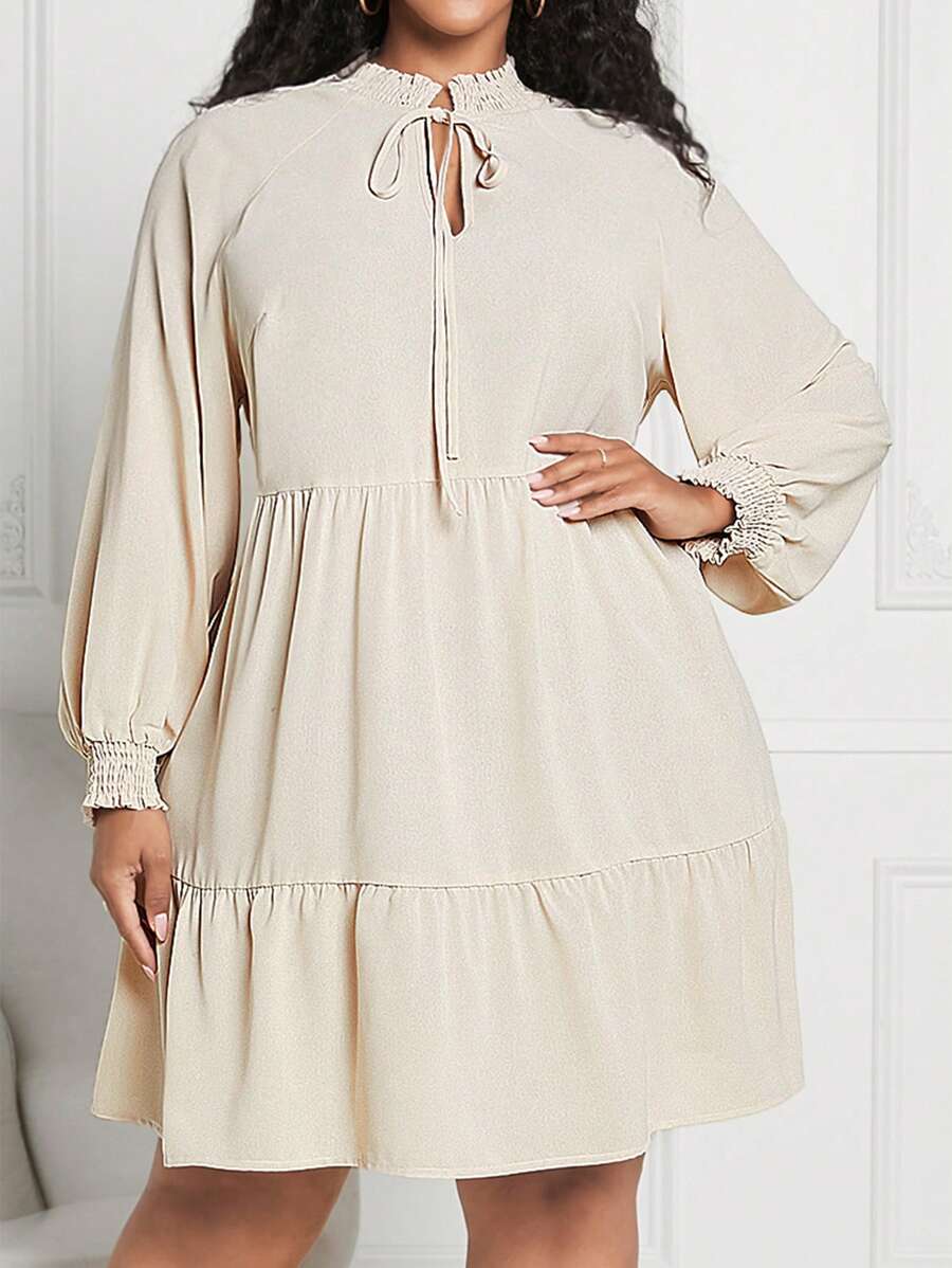 SHEIN CURVE+ Vestido De Talla Grande Con Cuello Anudado, Manga Acampanada, Cruzado Y Dobladillo Con Volantes Para Mujer - Albaricoque - Ver 1