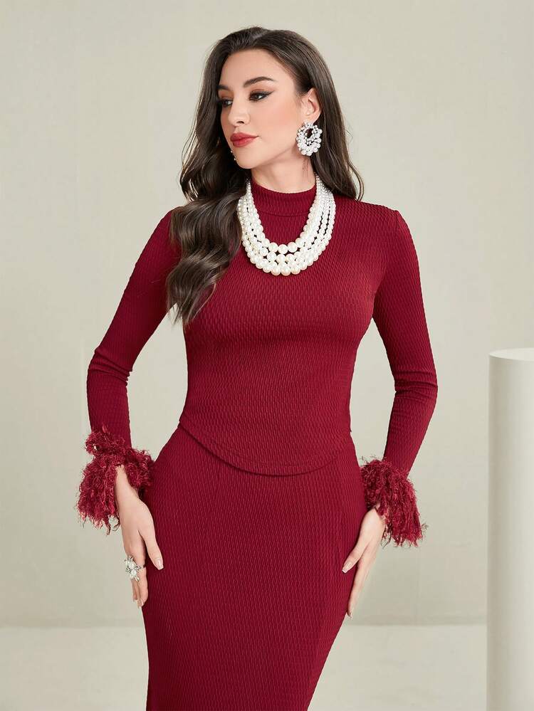 Women'S Furry Cuff Ribbed T-Shirt And Skirt Set 2 Piece Set