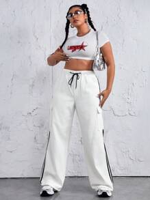 SHEIN EZwear 大尺碼女士寬鬆版牛仔褲,附有對比條紋 - 白色 - 查看 4