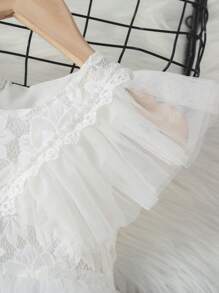 SHEIN Niñitas Vestido ribete con fruncido con encaje - Blanco - Ver 5