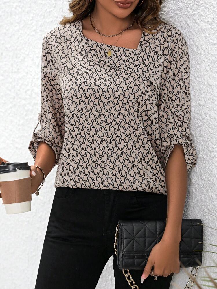 Women's Geometric Pattern Printed Rolled Sleeve Shirt