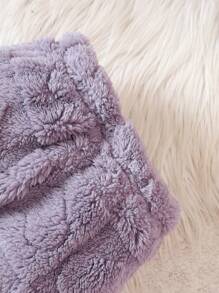 Baby Girl Heart Embossed Plush Hooded Two Piece Set