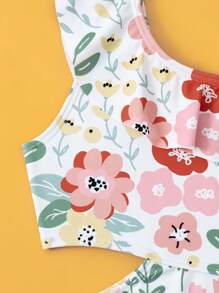 Young Girl One Piece Swimsuit With Flower Print, Hollow Out Detail And Ruffled Hem - Multicolor - View 3