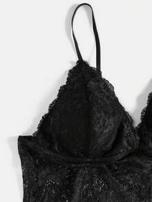 SHEIN Frenchy 女式大尺碼蕾絲吊帶背心 - 黑色 - 查看 3