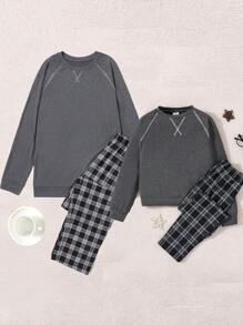 Set áo nỉ bé trai Tween thiết kế tay áo Raglan và quần kẻ sọc - Màu xám đen - Xem 1