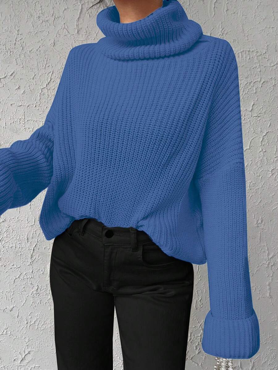 EURMUSE Solid Color Turtleneck Batwing Sleeve Sweater - Blue - View 1