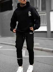 Manfinity 男士標語印花帽衫和汗褲兩件套裝 - 黑色 - 查看 1