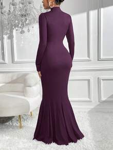 SHEIN Privé Vestido De Sirena Ajustado Con Cuello Alto De Color Liso - Morado - Ver 2