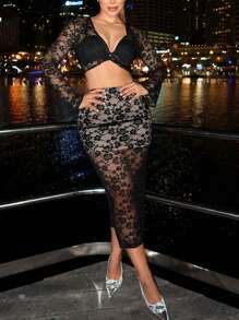 SHEIN SXY Valentines Sexy Women'S Lace See-Through Twisted Bell SleeveTop & High Slit Skirt, 2pcs/Set - Black - View 4