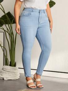 SHEIN LUNE Plus Size Skinny Jeans With Wash - Light Wash - View 4