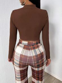 VaVaBold Zippered Short Cropped T-shirt - Brown - View 2