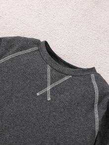 Set áo nỉ bé trai Tween thiết kế tay áo Raglan và quần kẻ sọc - Màu xám đen - Xem 6