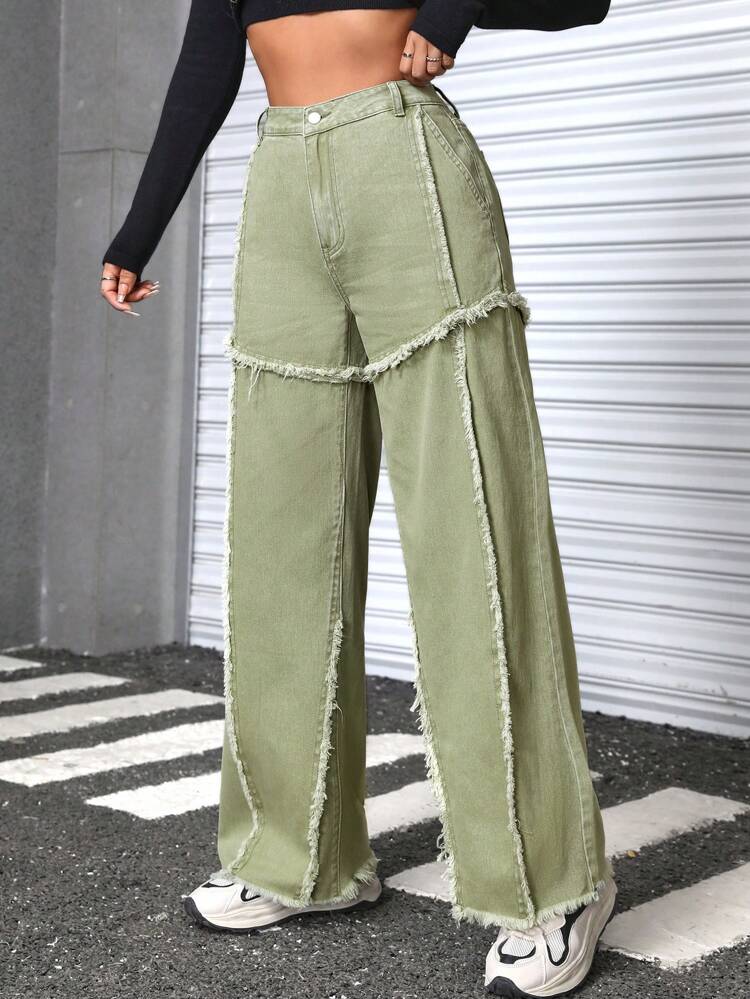 High Waisted Flared Jeans With Frayed Hemline