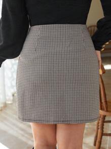 SHEIN Frenchy 大码女式不对称下摆千鸟格半身裙 - 彩色 - 查看 4