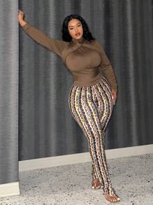 Slaydiva Women's Plus Size Solid Color Cross High Neck T-shirt - Brown - View 4