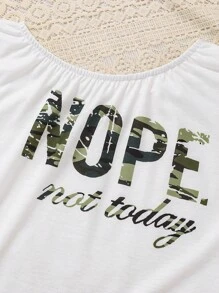 SHEIN Young Girl 1pc Slogan Print T-Shirt And 1pc Camouflage Skirt Set - Multicolor - View 4