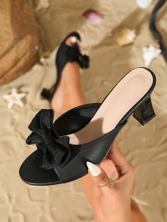 新款黑色粗跟蝴蝶結圓頭露趾媽媽鞋，時尚派對高跟涼鞋女士款