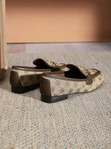 秋冬女士平底圆头刺绣时尚扣环乐福鞋 - 黑色 - 查看 3