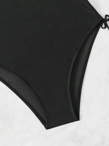SHEIN Swim Maillot de bain une pièce avec imprimé géométrique d'été et découpes, pour le carnaval