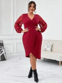SHEIN Privé 大尺碼女性v領花邊拼接連身裙,配有燈籠袖 - 紅色 - 查看 1