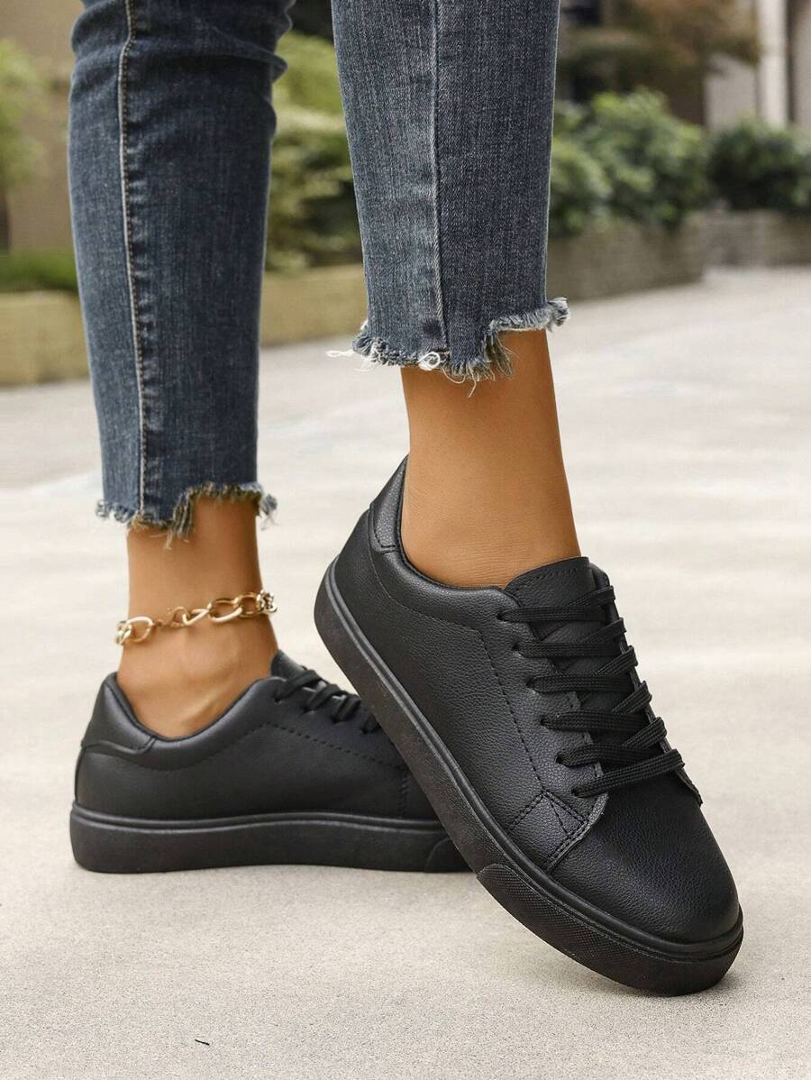 Women's Casual Sports Shoes Soft Bottom & Surface White Sneakers Autumn New Lightweight Flat Comfortable Round Toe Shoes