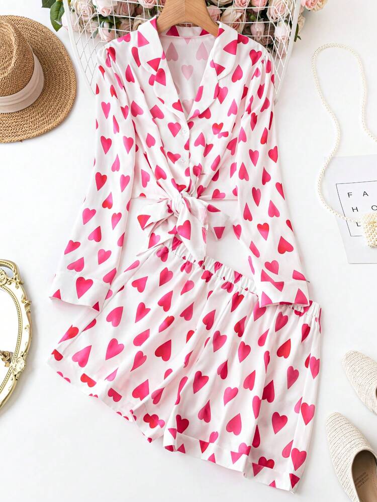 Plus Size Heart Pattern Print Tied Hem Shirt And Shorts Set